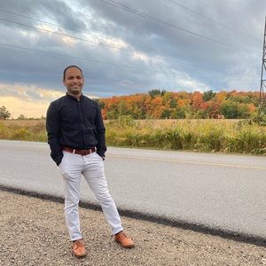 Meet your Posher, Nikhil